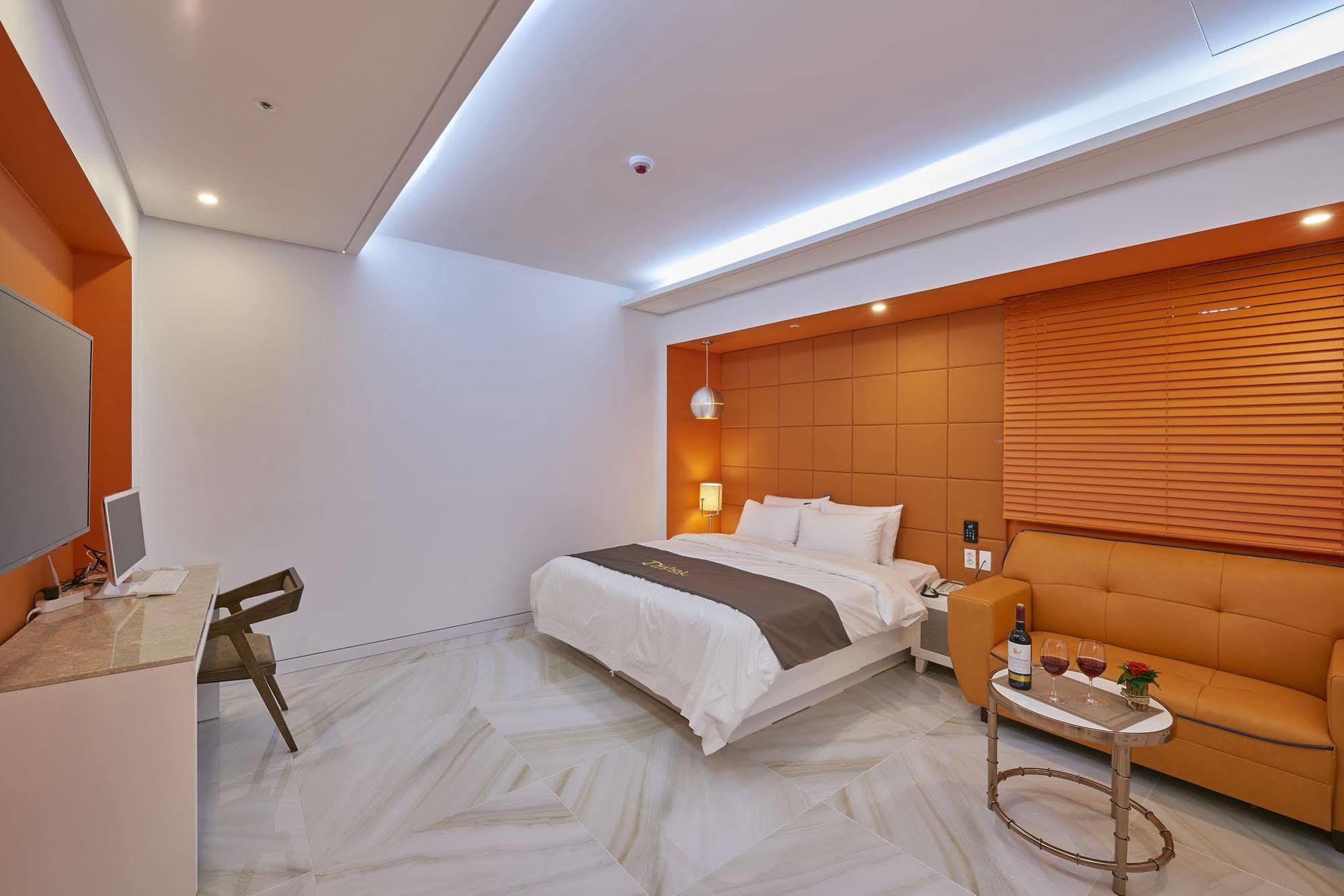 Dubai Hotel Gwangju Metropolitan City Eksteriør billede
