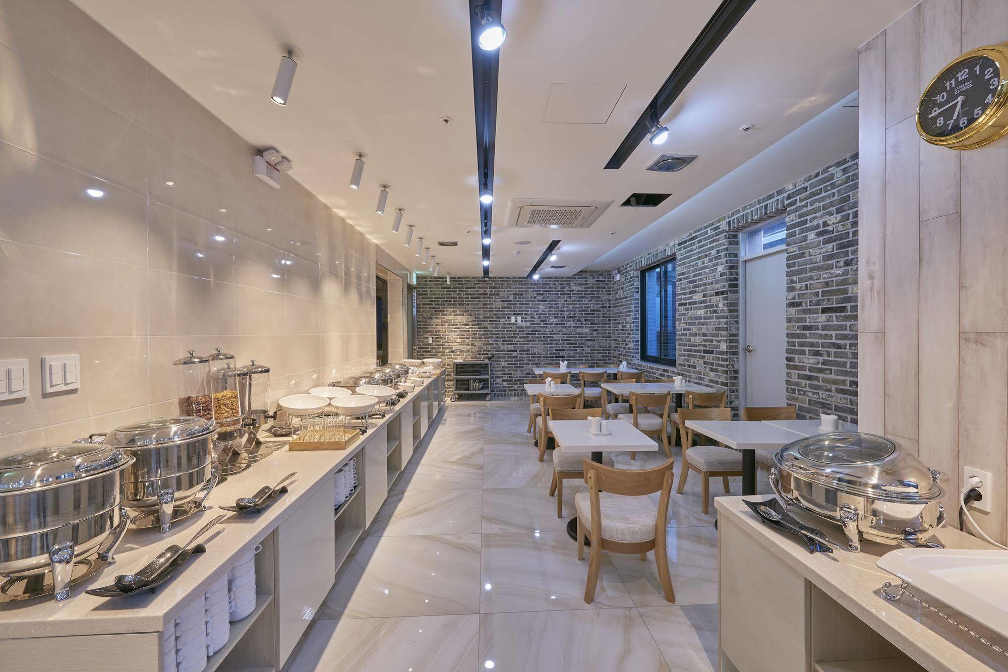 Dubai Hotel Gwangju Metropolitan City Eksteriør billede